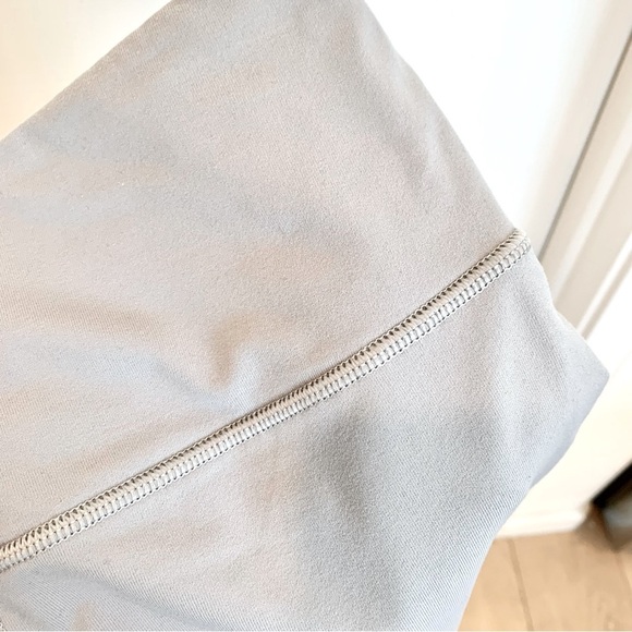 VS Light Grey Knots Knotted Mesh Knockout Sport Leggings - Picture 7 of 9